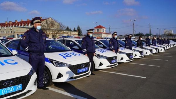 Новые автомобили для ГАИ и медучреждений на Ставрополье
